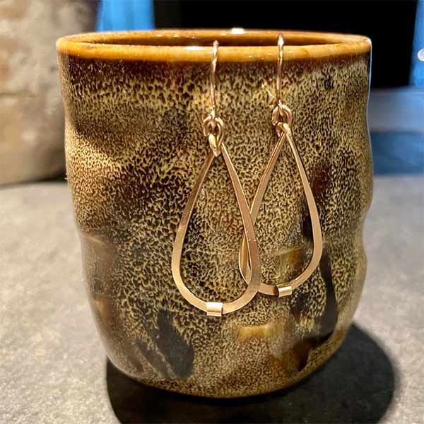 Handmade by Shelton